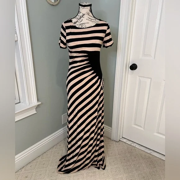 Trulli Tan and Black colorblock ruched waist maxi dress | Size M | Like New - Picture 9 of 12